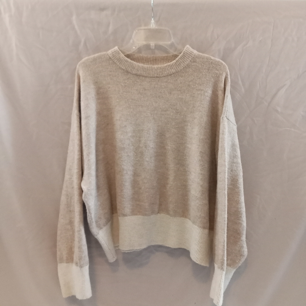 Two toned sweater.